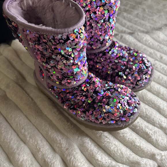 UGG Other - UGG Classic Short Stellar Sequin Lilac Frost Fur Boots girls